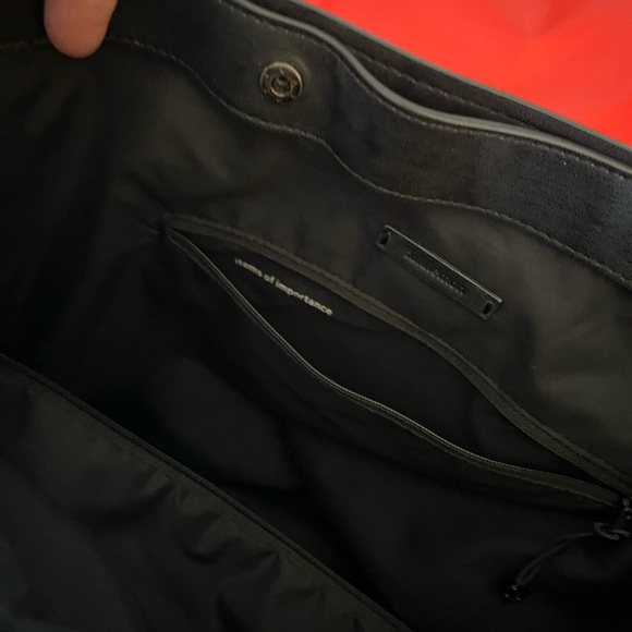 Lululemon All Set Bucket Bag - Picture 10 of 16